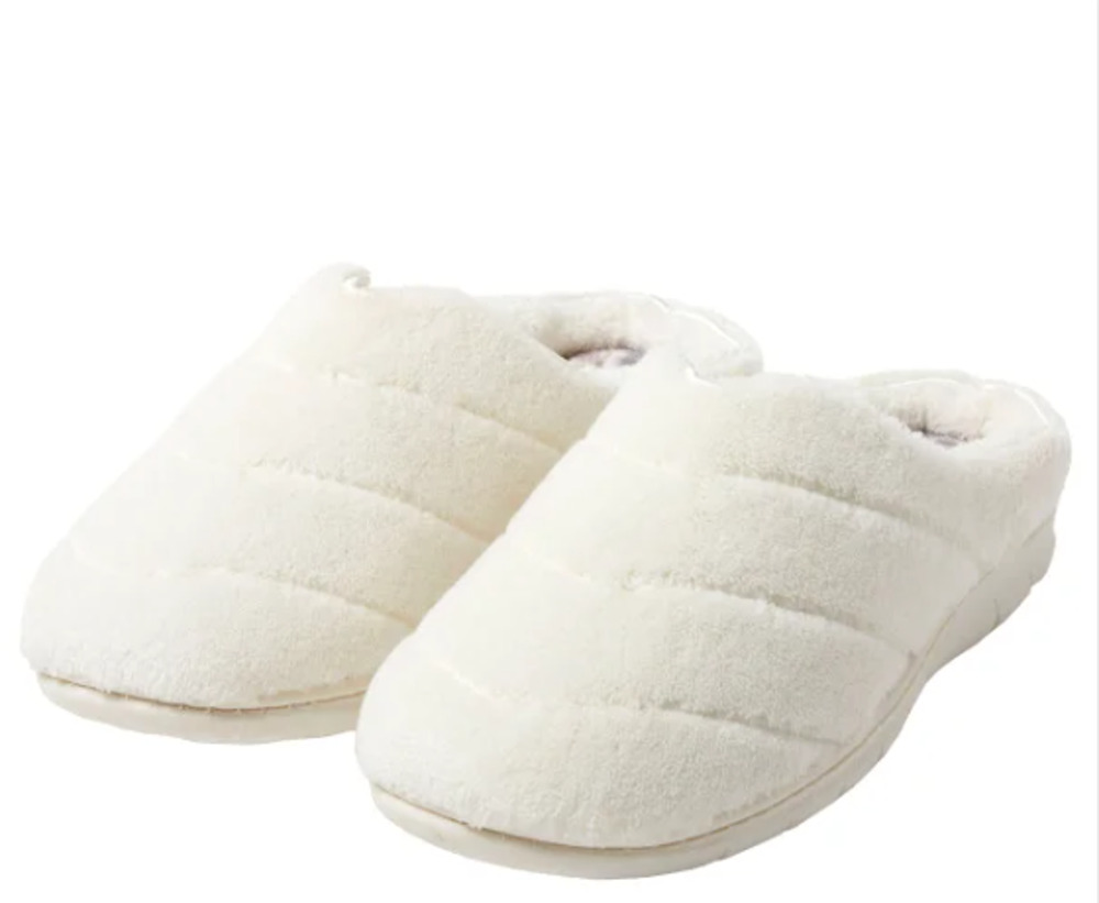 Dearfoams Women's Slipper Memory Foam Cream Size L (9-10)